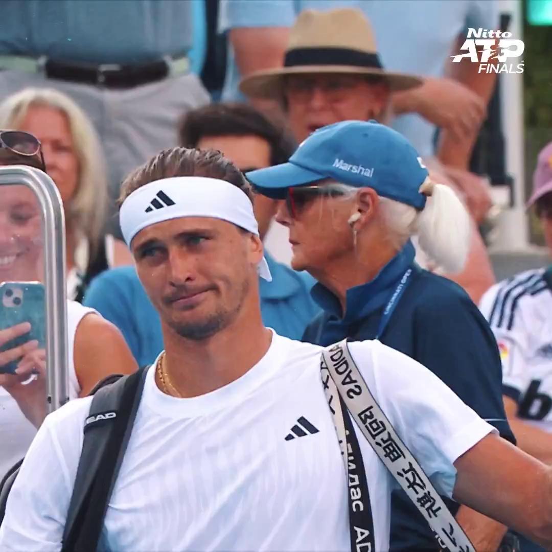 ATP总决赛翻盘联合杯，兹维列夫点燃赛场