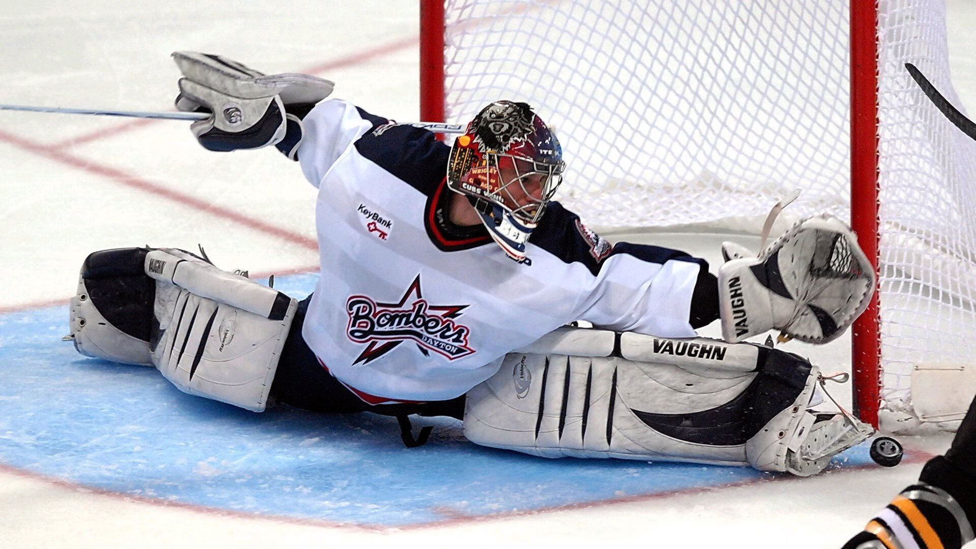 奥运周期关键战之夜,伊萨克关键时刻站出来